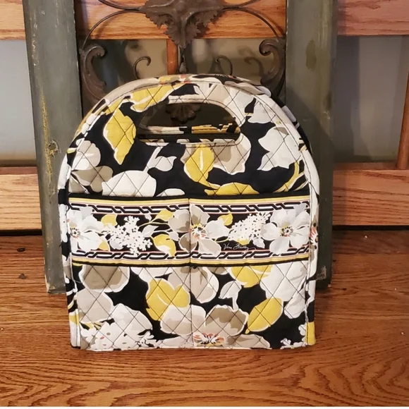 Vera Bradley Retired Dogwood Flowered Quilted Lunch Bag - Picture 12 of 12